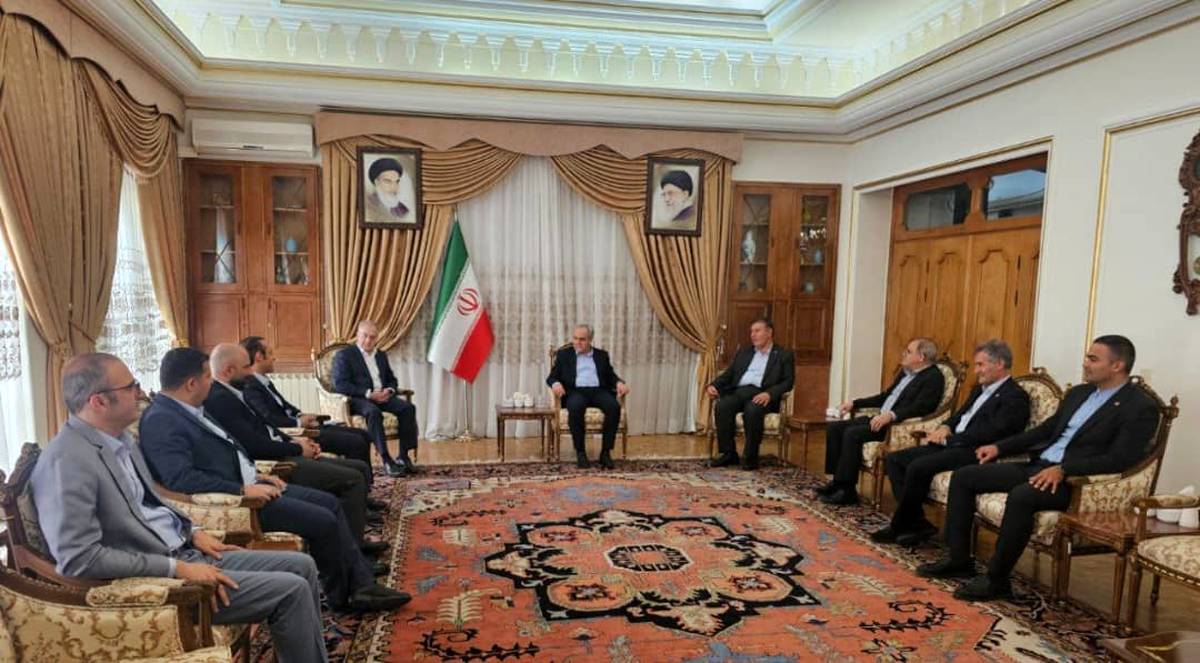 نشست انجمن فولاد ایران با استاندار آذربایجان شرقی