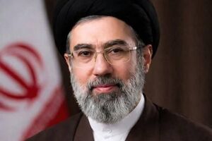 پیام مدیرعامل، اعضای هیأت مدیره و مدیران و کارکنان چادرملو در پی انتخاب حضرت‌ آیت‌الله سید مجتبی خامنه‌ای به‌عنوان رهبر انقلاب اسلامی