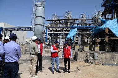 ماه محرم بزرگترین حماسه پیروزی حق بر باطل، با حضور مردم در مراسم تشییع شهدای میهن تداعی می‌شود