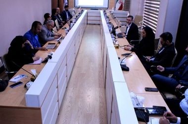 بازدید قائم‌مقام مدیرعامل بیمه آرمان از ستاد مرکزی با هدف تقویت تعامل و شفافیت عملکرد