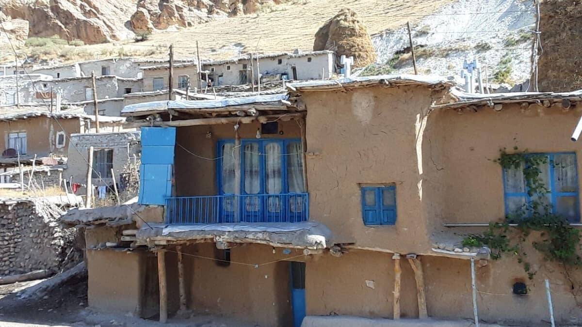 متقاضیان در صف دریافت وام مسکن روستایی می‌مانند؟