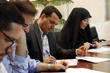 برگزاری بیست‌وپنجمین ملاقات مردمی شهردار منطقه ۴/ ثبت درخواست‌های شهروندان برای پیگیری در واحدهای تخصصی 