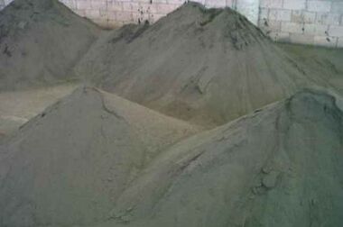 تجلیل از مدیر سابق روابط عمومی چادرملو