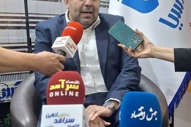 بیمه آسیا از بیماران پروانه ای حمایت می کند