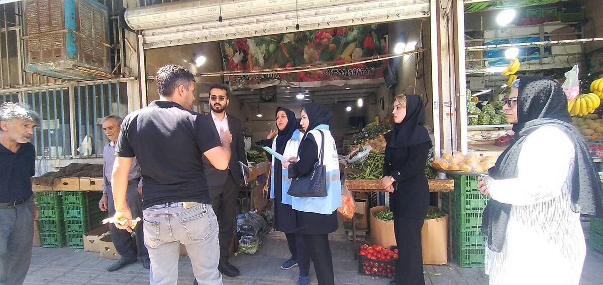 جمع‌آوری موانع و رفع سد معبر واحدهای پروتئینی آلاینده در نواحی یک و دو منطقه ۱۹