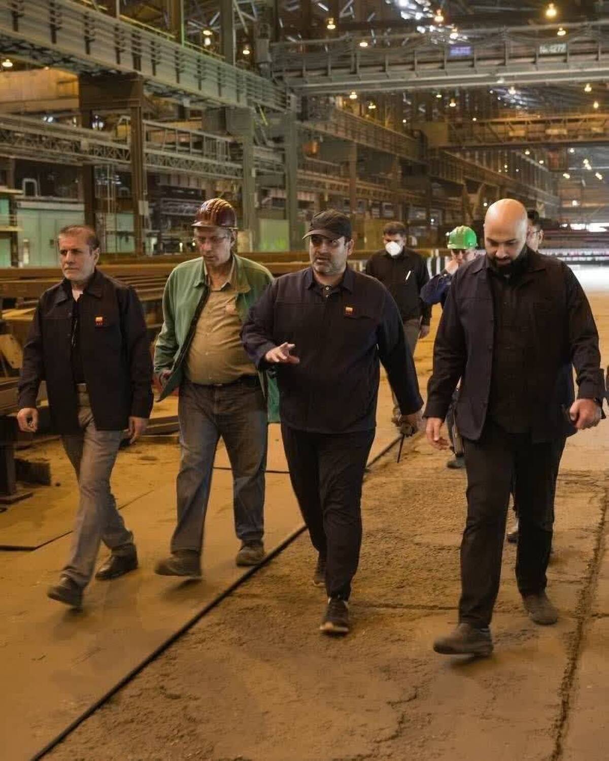 دشمن معیشت مردم و اقتصاد ایران را هدف گرفته است