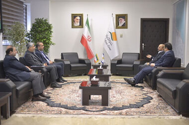 دیدار اونتالاپ اونالبایف، سفیر جمهوری قزاقستان در ایران با مدیرعامل سازمان منطقه آزاد انزلی و بررسی فرصت‌های ترانزیتی و سرمایه‌گذاری
