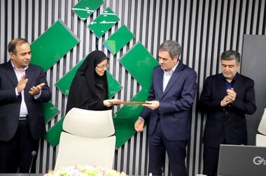 رویکرد بیمه مرکزی بهبود فضای کسب و‌ کار و اعتماد به جسارت، تحول‌خواهی و آینده‌نگری نیروی جوان است