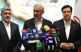 آغاز پذیره نویسی نخستین صندوق ارزی کشور از سوی بانک ملت و با حضور وزیر اقتصاد