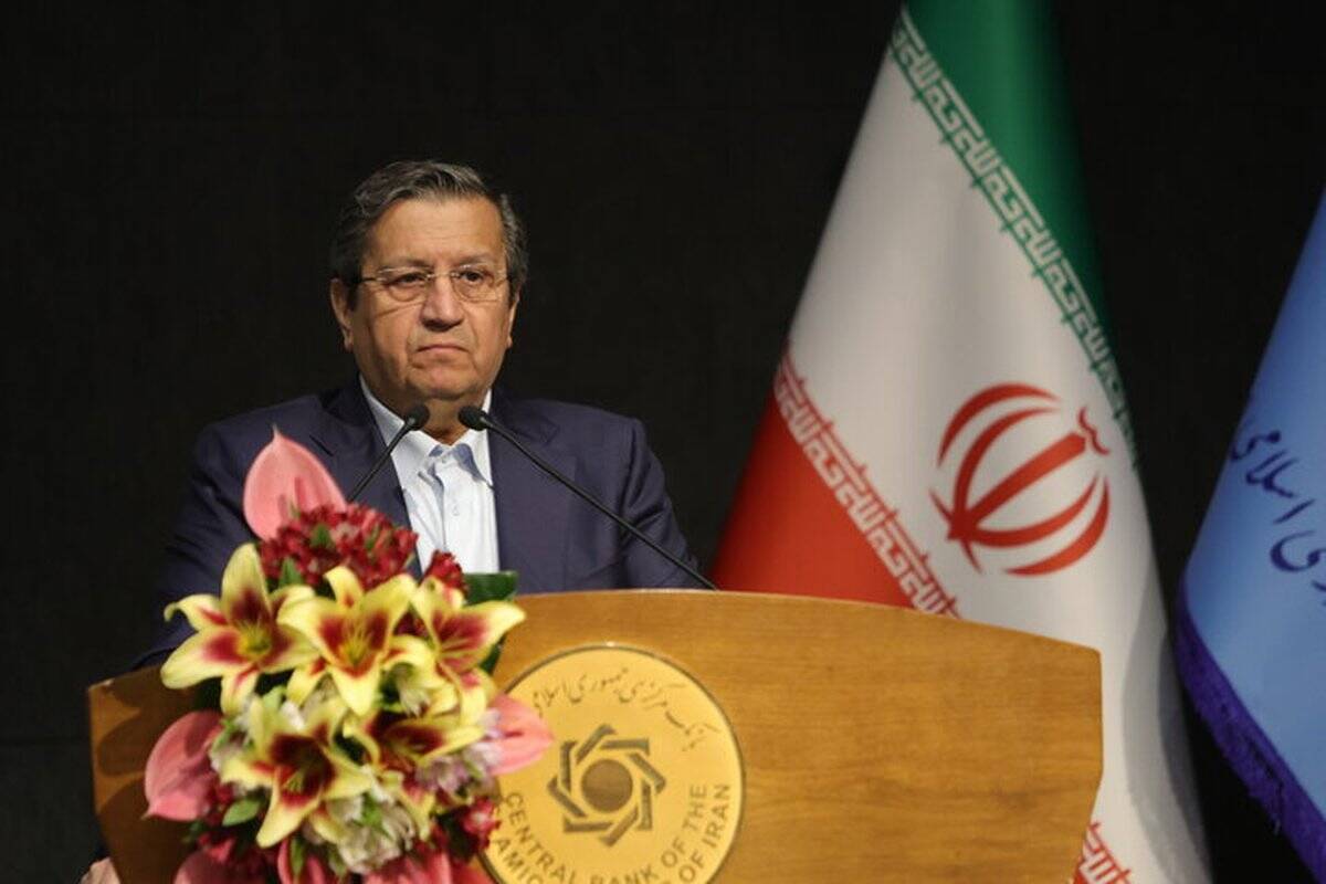 همتی: تامین ارز و منابع ریالی دارو بدون محدودیت ادامه دارد