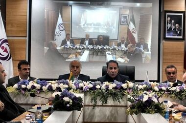 مراسم معارفه مدیر منطقه غرب کشور بیمه آرمان برگزار شد