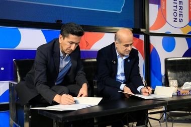 ازگره‌گشایی تا اوقات فراغت: سه دیدگاه برای احیای کارکردهای اجتماعی مساجد/نقش بنیاد برکت و بنیاد هدایت در توانمندسازی «امام محله» برای حرکت اجتماعی