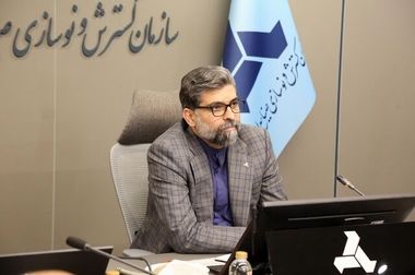 گام‌های سبز در صنعت: بازاندیشی در مسیر توسعه با تکیه بر انرژی‌های تجدیدپذیر