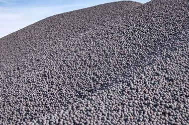 آغاز سومین رویداد جامع معدن و صنایع معدنی در برج میلاد با حضور شرکت آهن و فولاد ارفع