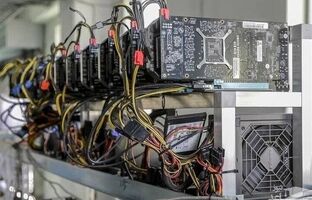 ماینر را قانونی وارد کرده‌اید؛ استخراجتان هم قانونی است؟
