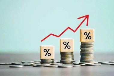 حذف صفرها از پول ملی تورم را کمی مهار می‌کند/ استیضاح وزرا در شرایط فعلی به صلاح نیست