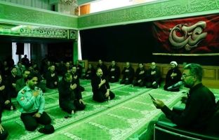 برگزاری مراسم عزاداری سیدالشهدا(ع) با حضور خانواده های شهدای اقتدار در ستاد مرکزی بانک مسکن