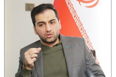 بازدید سرزده مدیرعامل بیمه سینا از شعبه و شبکه فروش رشت