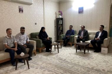 معاون فنی بیمه دی: برای استمرار موفقیت شعبه ایثار تلاش ها مضاعف شود