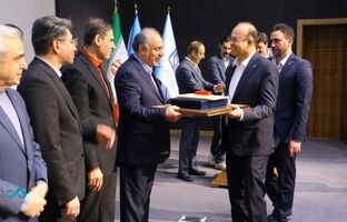 تجلیل از ۶ رئیس شعبه برتر بانک دی از سوی بانک مرکزی