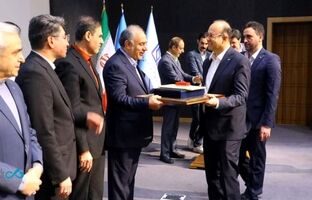 تجلیل از ۶ رئیس شعبه برتر بانک دی از سوی بانک مرکزی
