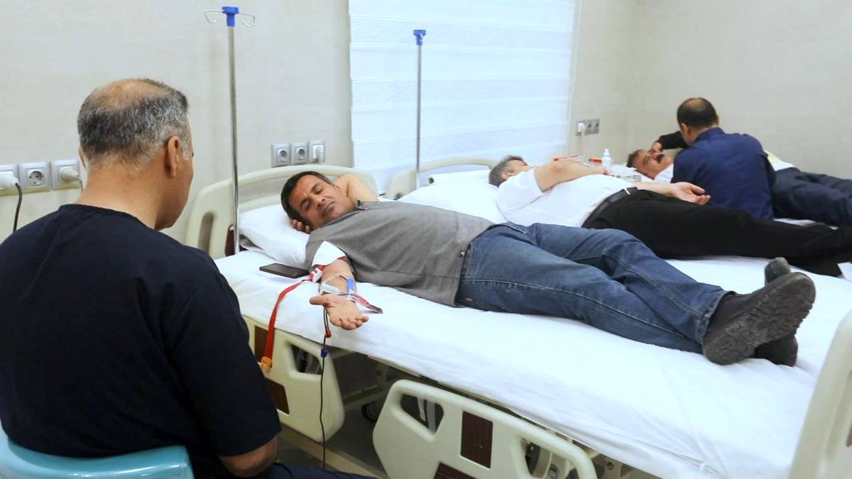 پویش اهدای خون کارکنان پتروشیمی پردیس