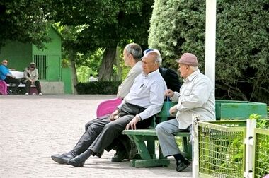  افزایشِ پرداخت از جیب بازنشستگان برای دارو! / اصلاح ساختار هزینه‌ای درمان مطالبه بازنشستگان است
