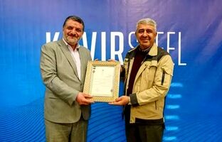 تقدیر از فولاد کویر در راستای پیاده سازی استانداردهای ملی و‌ بین المللی