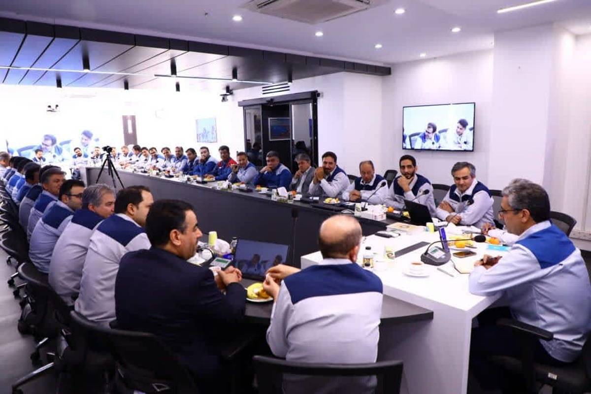  تدوین اولویت ها در فولاد سنگان : تولید پایدار،تداوم توسعه،افزایش بهره وری و کار تیمی