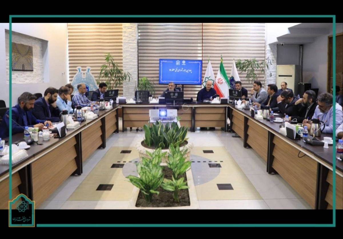  لزوم تفویض اختیارات بیشتر به نواحی شش‌گانه منطقه 