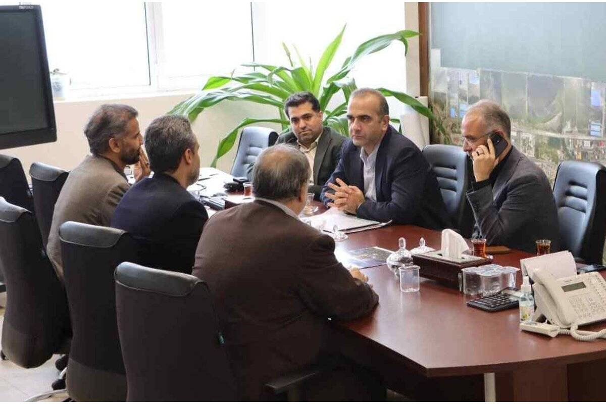 دیدار معاون شرکت فرودگاه‌های کشور با مدیرعامل سازمان منطقه آزاد انزلی