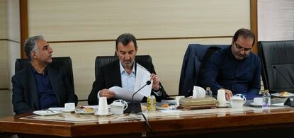 انتقاد ایمیدرو از برق گران و الزام به ساخت نیروگاه صنایع
