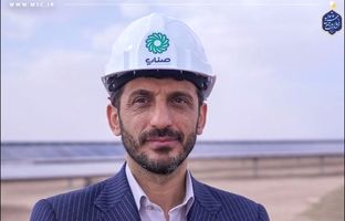 فاز اول بزرگ‌ترین نیروگاه خورشیدی ایران وارد مدار شد/ گام ۲۰ همتی فولاد مبارکه در مسیر فولاد سبز
