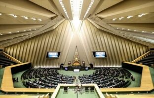 جلسات و رأی گیری حضوری با صندوق رأی انجام میشود
