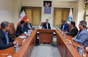 بیمه ایران ایستاده در کنار ملت ایران