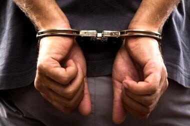 انهدام باند سارقان حرفه‌ای خودرو در تهران / کشف ده‌ها خودروی سرقتی و قطعات آن‌ها