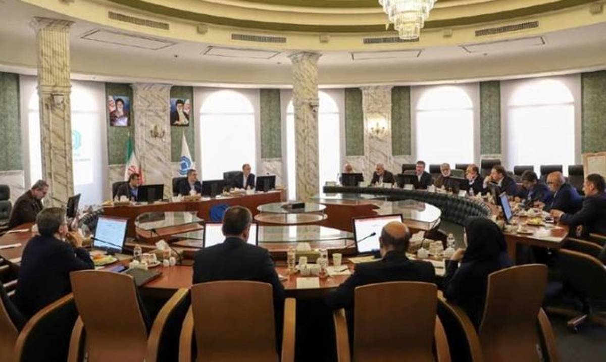 بررسی شیوه‌نامه استفاده از گزارش‌های شرکت‌های اعتبارسنجی هنگام ارائه خدمات بیمه ای