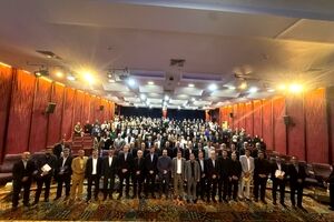  گردهمایی شبکه فروش استان تهران با حضور مدیرعامل بیمه دانا برگزار شد