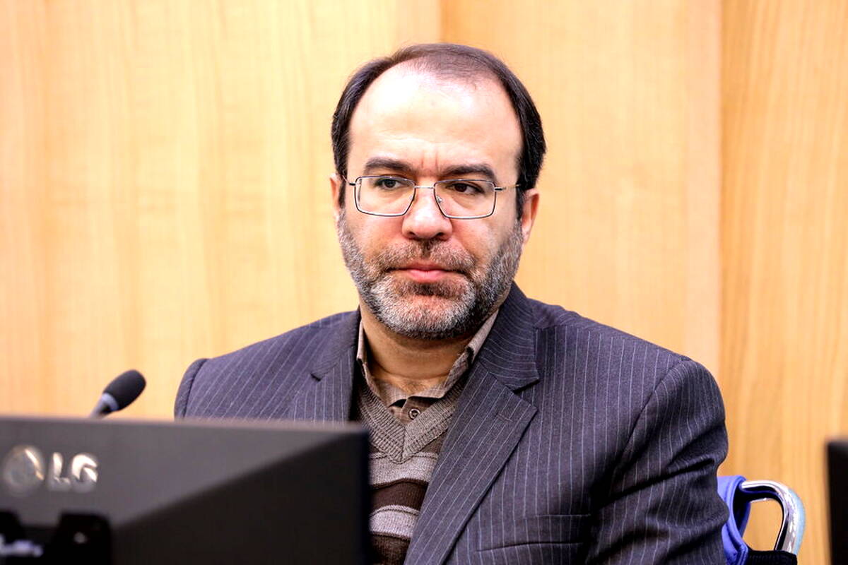 موافق عرضه خودرو در بورس بوده و هستیم/ بورس کالا به دلیل ویژگی خاص خود می‌توانند به شفاف‌تر شدن فضای بازار خودرو کمک کند