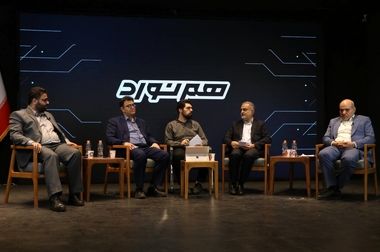 ازگره‌گشایی تا اوقات فراغت: سه دیدگاه برای احیای کارکردهای اجتماعی مساجد/نقش بنیاد برکت و بنیاد هدایت در توانمندسازی «امام محله» برای حرکت اجتماعی