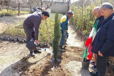 اجرای ۲۱۰۰ مترمربع سنگ‌فرش و ۷۰۰ متر جدول‌گذاری