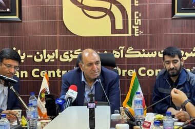 سهام «چغارت‌ریل» را هدیه عقد جوانان بافقی کنید/ مردم بافق و کارگران در سود ۹ میلیون تنی حمل‌ونقل شریک می‌شوند/ ۳۰ تا ۴۰ هزار شهروند بافقی سهام‌دار سنگ‌آهن می‌شوند