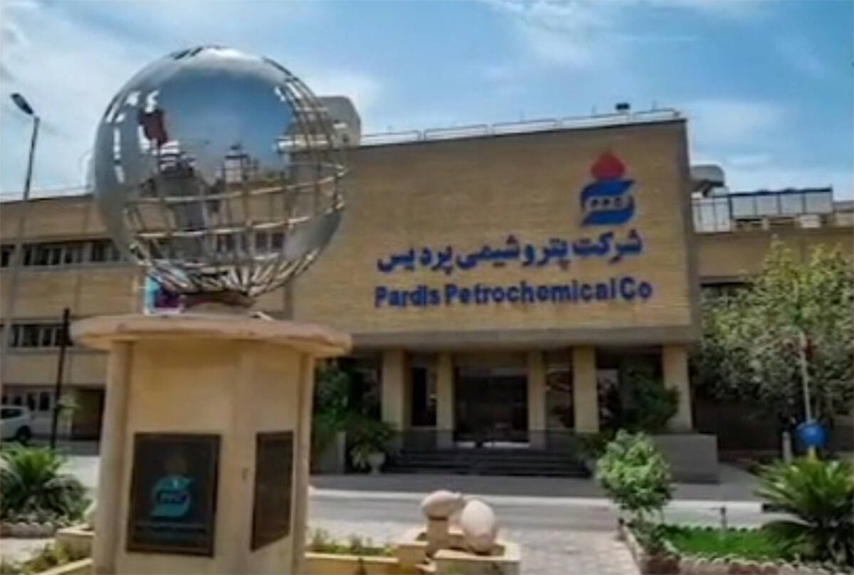 پوشش خبری رسانه ملی از جذب ۴۰ نیروی بومی در پتروشیمی پردیس