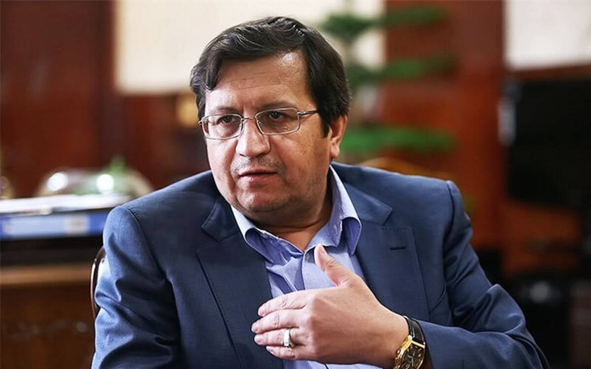 فاصله قیمت دلار نیمایی با بازار را کم می‌کنیم