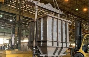 ساخت مکانیسم شارژ هوپر گلوله آسیاب واحد گندله‌سازی در کارگاه اسکلت فلزی فولاد مبارکه