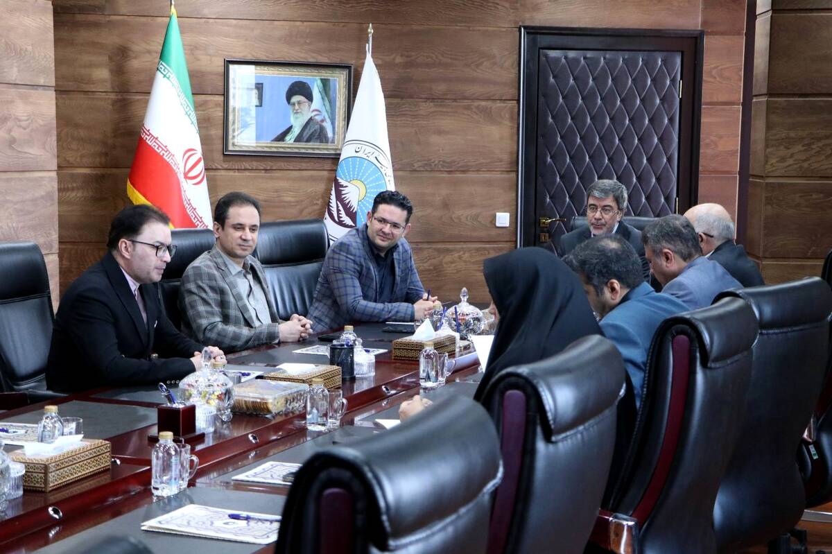  نقش راهبردی بیمه ایران در اقتصاد ملی نیازمند نگاه حرفه‌ای است