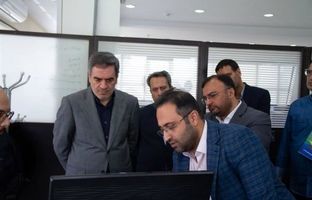 بازدید رئیس کل از شرکت‌های فناور بیمه مرکزی