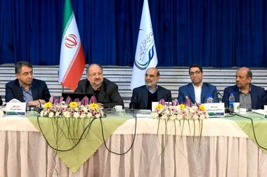 دستور محمد شریعتمداری برای تبدیل وضعیت بیش از ۱۲۰۰ نیروی خدماتی و حجمی ایثارگر