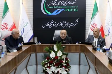 مدیران عامل جدید شرکت‌های پتروشیمی کارون، پالایش گاز هویزه و بیدبلند خلیج‌فارس فارس معارفه شدند