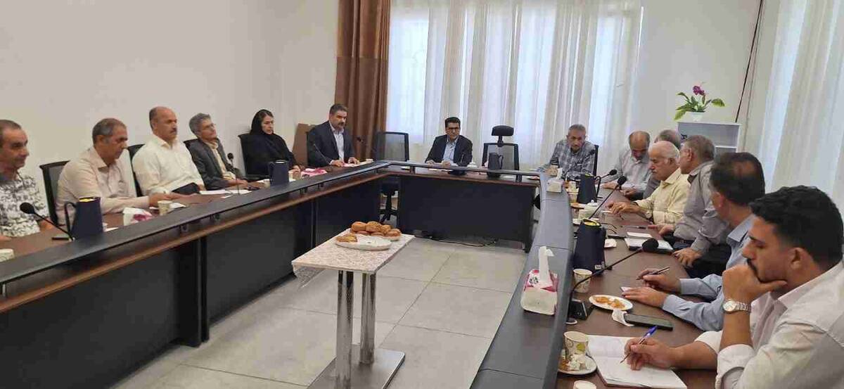 گامی در جهت ارتقای خدمات به بازنشستگان/ برگزاری نشست هم‌اندیشی بیمه دی و صندوق بازنشستگی در کردستان